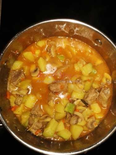как приготовить тушеное мясо с овощами